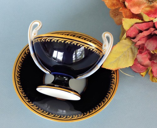 Elegant cobalt gold cup - &,